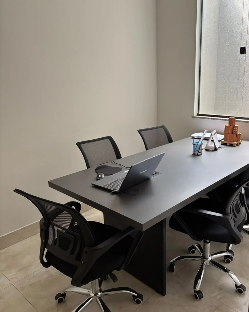 Sala de reuniões da Diniz Advocacia